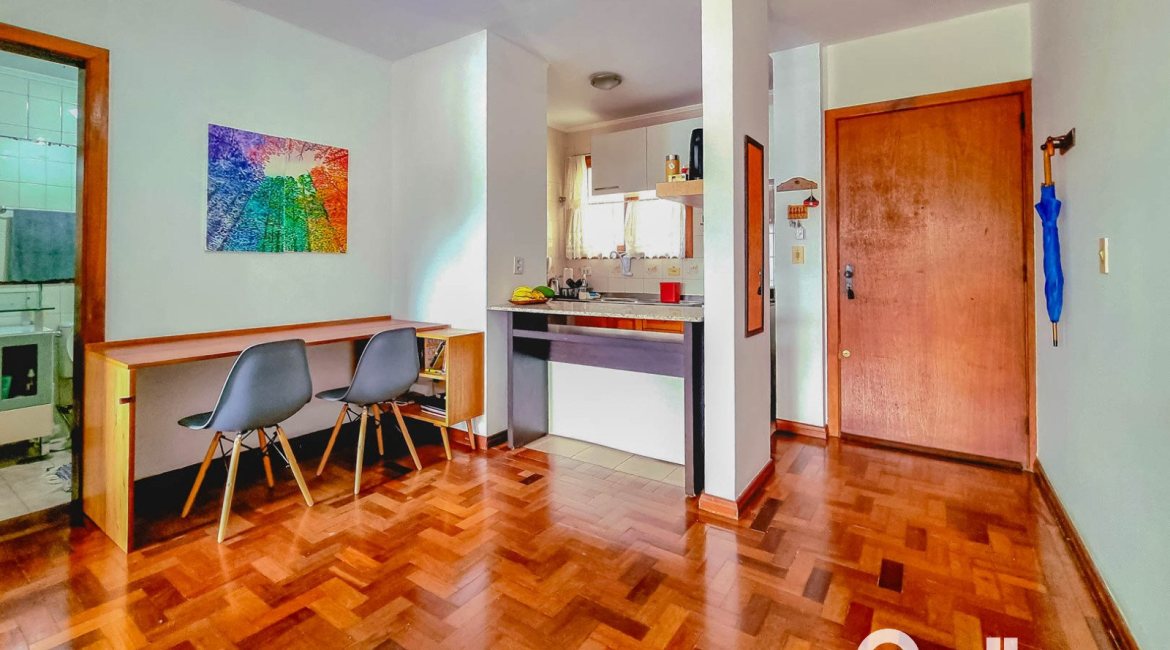 Apartamento à venda com 47m², 1 dormitório, 1 vaga, no bairro Tristeza em Porto Alegre