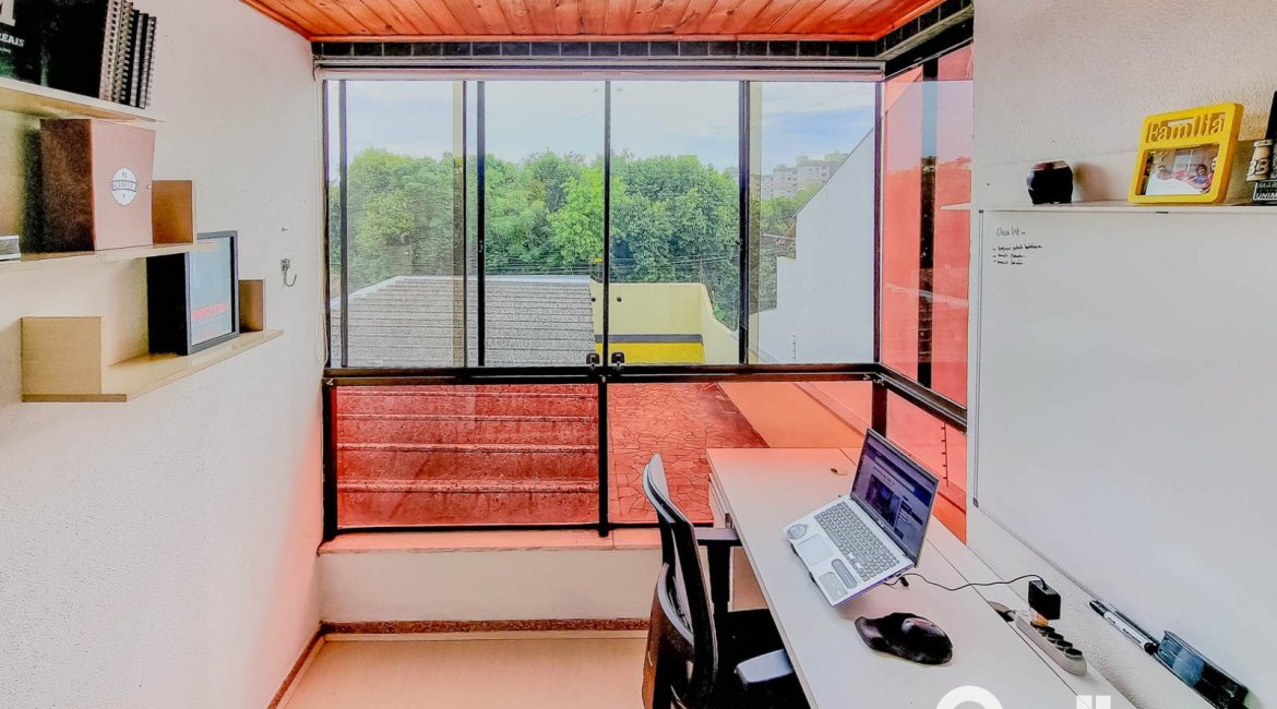 Apartamento à venda com 47m², 1 dormitório, 1 vaga, no bairro Tristeza em Porto Alegre