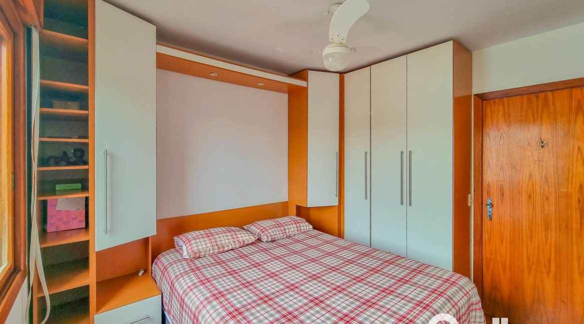 Apartamento à venda com 47m², 1 dormitório, 1 vaga, no bairro Tristeza em Porto Alegre