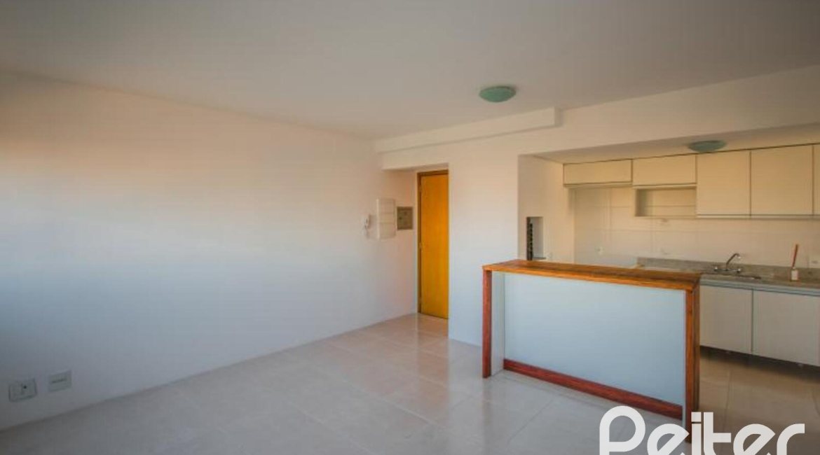 Apartamento à venda com 65m², 2 dormitórios, 1 suíte, 2 vagas, no bairro Tristeza em PORTO ALEGRE