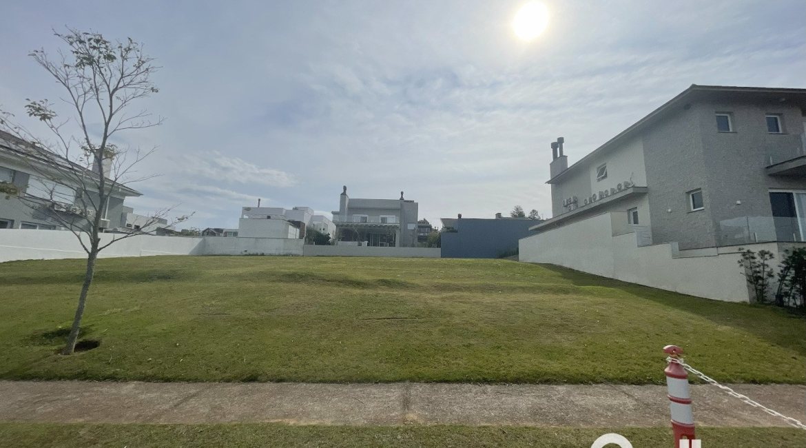 Terreno em condomínio à venda com 541m², no bairro Alphaville em PORTO ALEGRE