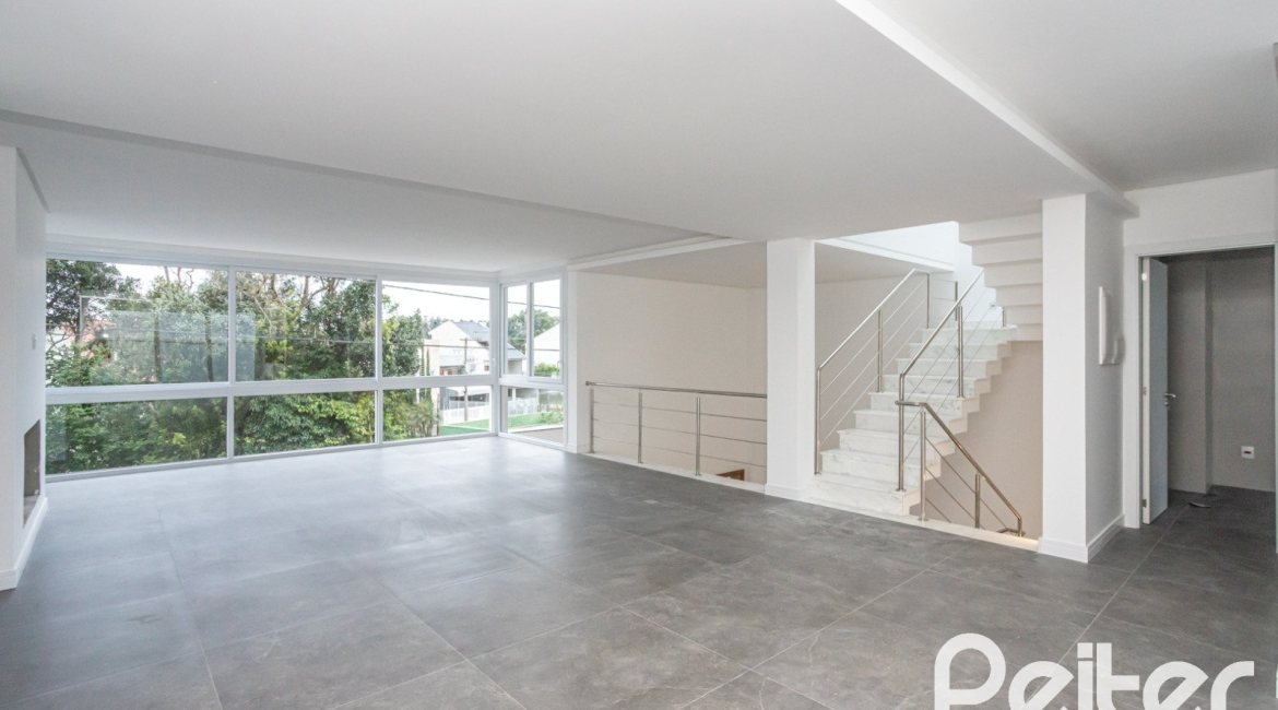 Casa em Condomínio à venda com 256m², 3 dormitórios, 3 suítes, 2 vagas, no bairro Hipica em PORTO ALEGRE