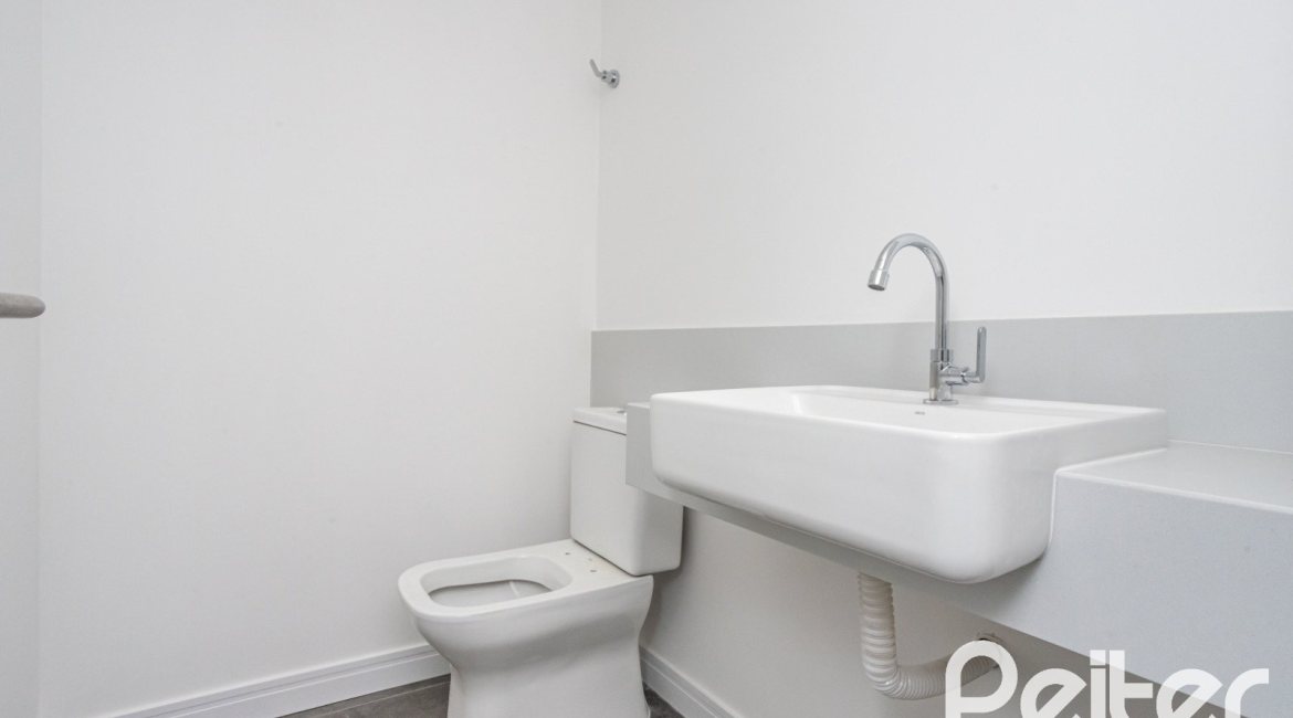 Casa em Condomínio à venda com 256m², 3 dormitórios, 3 suítes, 2 vagas, no bairro Hipica em PORTO ALEGRE