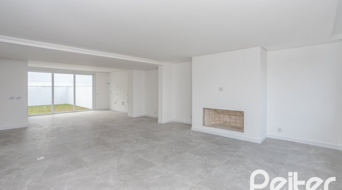 Casa em Condomínio à venda com 254m², 3 dormitórios, 3 suítes, 2 vagas, no bairro Hipica em PORTO ALEGRE