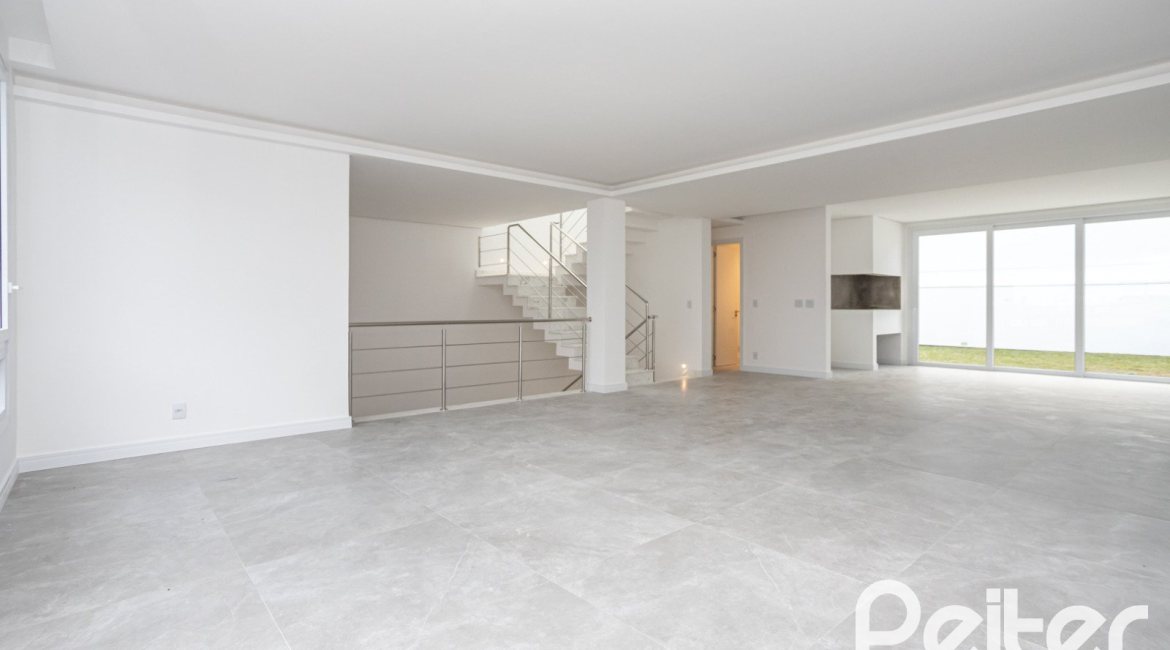 Casa em Condomínio à venda com 254m², 3 dormitórios, 3 suítes, 2 vagas, no bairro Hipica em PORTO ALEGRE