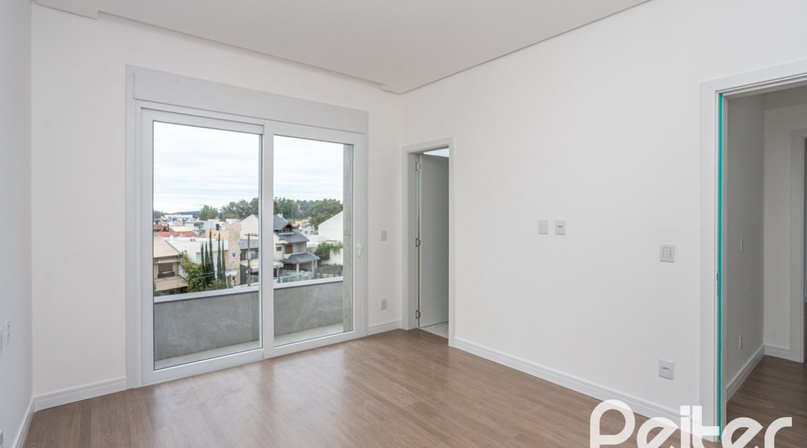 Casa em Condomínio à venda com 254m², 3 dormitórios, 3 suítes, 2 vagas, no bairro Hipica em PORTO ALEGRE