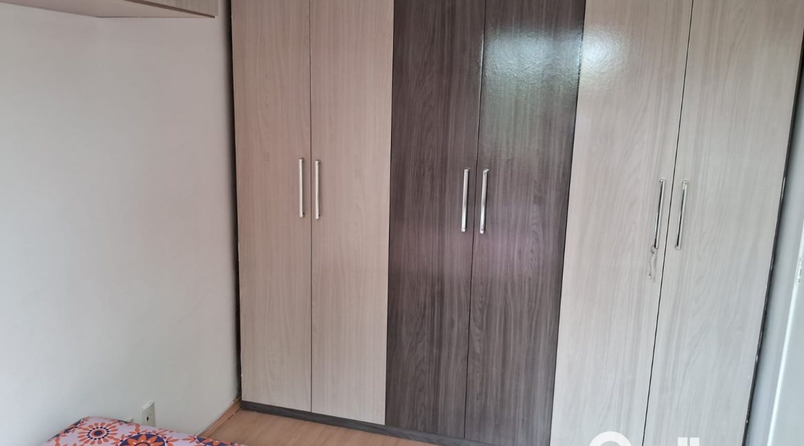 Apartamento à venda com 45m², 2 dormitórios, 1 vaga, no bairro Camaqua em PORTO ALEGRE