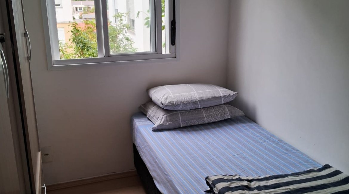 Apartamento à venda com 45m², 2 dormitórios, 1 vaga, no bairro Camaqua em PORTO ALEGRE
