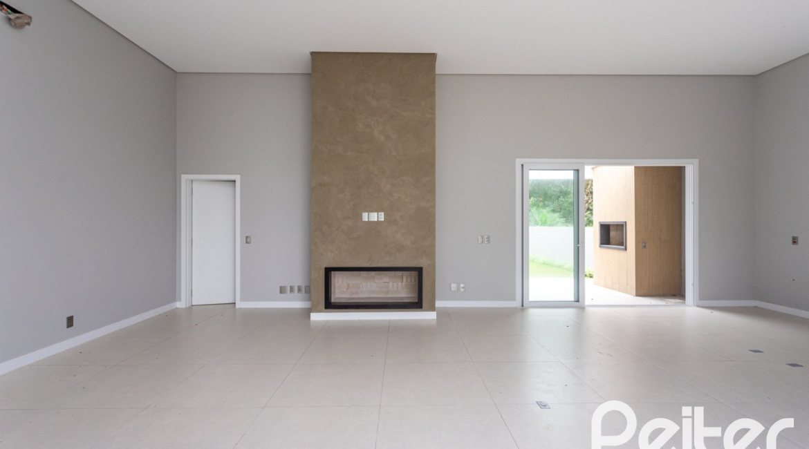 Casa em Condomínio à venda com 174m², 3 dormitórios, 3 suítes, 2 vagas, no bairro Hipica em PORTO ALEGRE