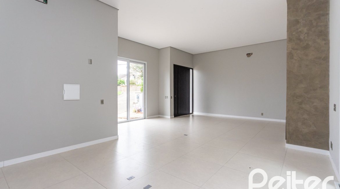 Casa em Condomínio à venda com 174m², 3 dormitórios, 3 suítes, 2 vagas, no bairro Hipica em PORTO ALEGRE