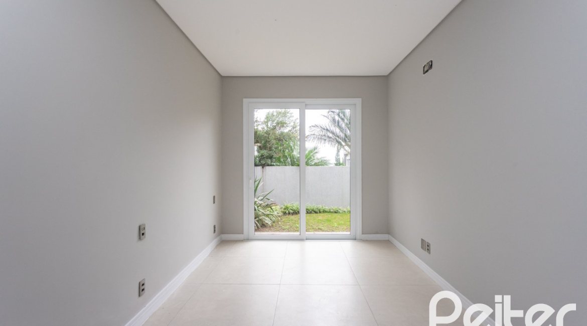 Casa em Condomínio à venda com 174m², 3 dormitórios, 3 suítes, 2 vagas, no bairro Hipica em PORTO ALEGRE