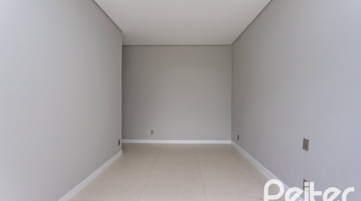 Casa em Condomínio à venda com 174m², 3 dormitórios, 3 suítes, 2 vagas, no bairro Hipica em PORTO ALEGRE