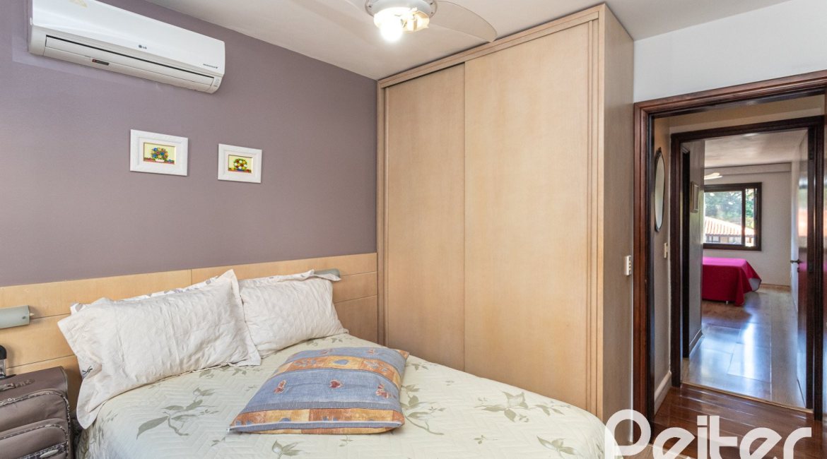 Apartamento à venda com 123m², 3 dormitórios, 1 suíte, 2 vagas, no bairro Ipanema em Porto Alegre