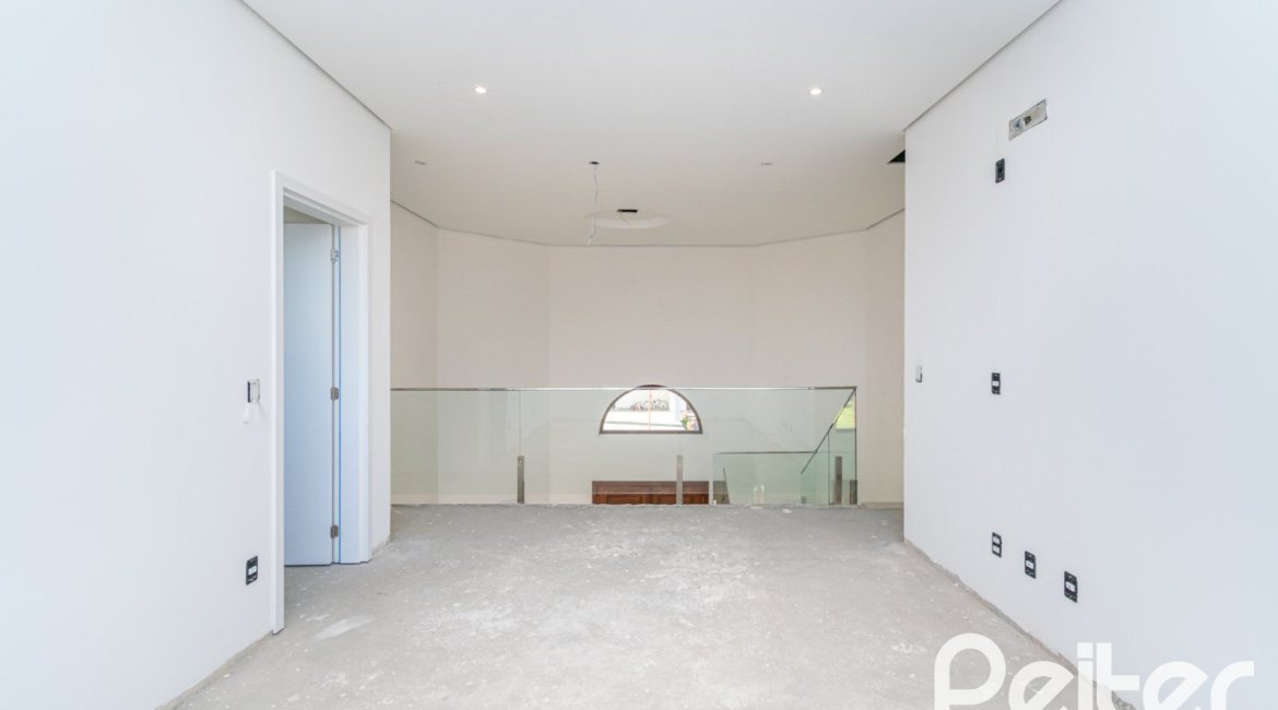 Casa em Condomínio à venda com 345m², 3 dormitórios, 3 suítes, 4 vagas, no bairro Alphaville em PORTO ALEGRE