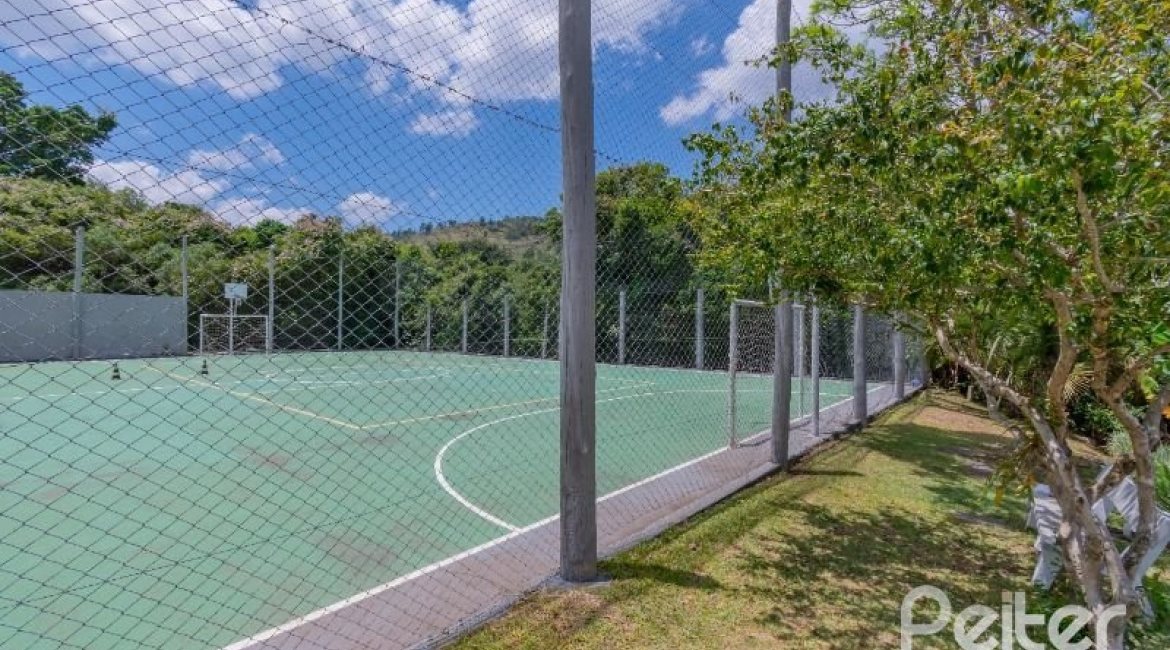 Casa em Condomínio à venda com 212m², 4 dormitórios, 1 suíte, 2 vagas, no bairro Espírito Santo em Porto Alegre