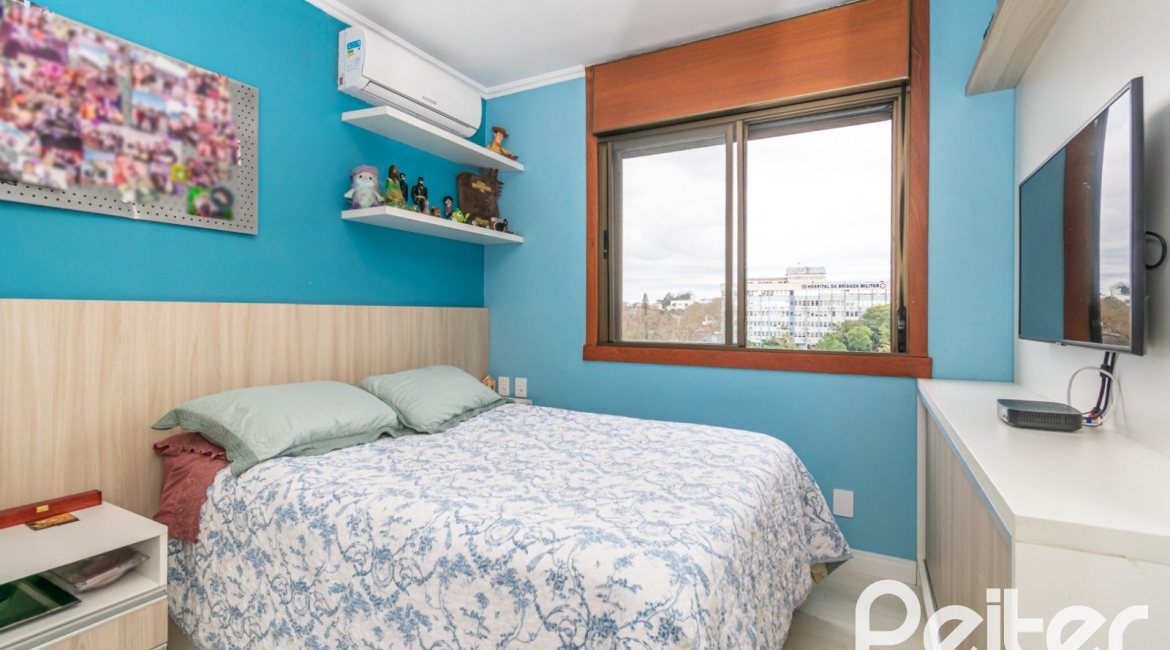 Apartamento à venda com 100m², 3 dormitórios, 1 suíte, 1 vaga, no bairro Cristal em PORTO ALEGRE