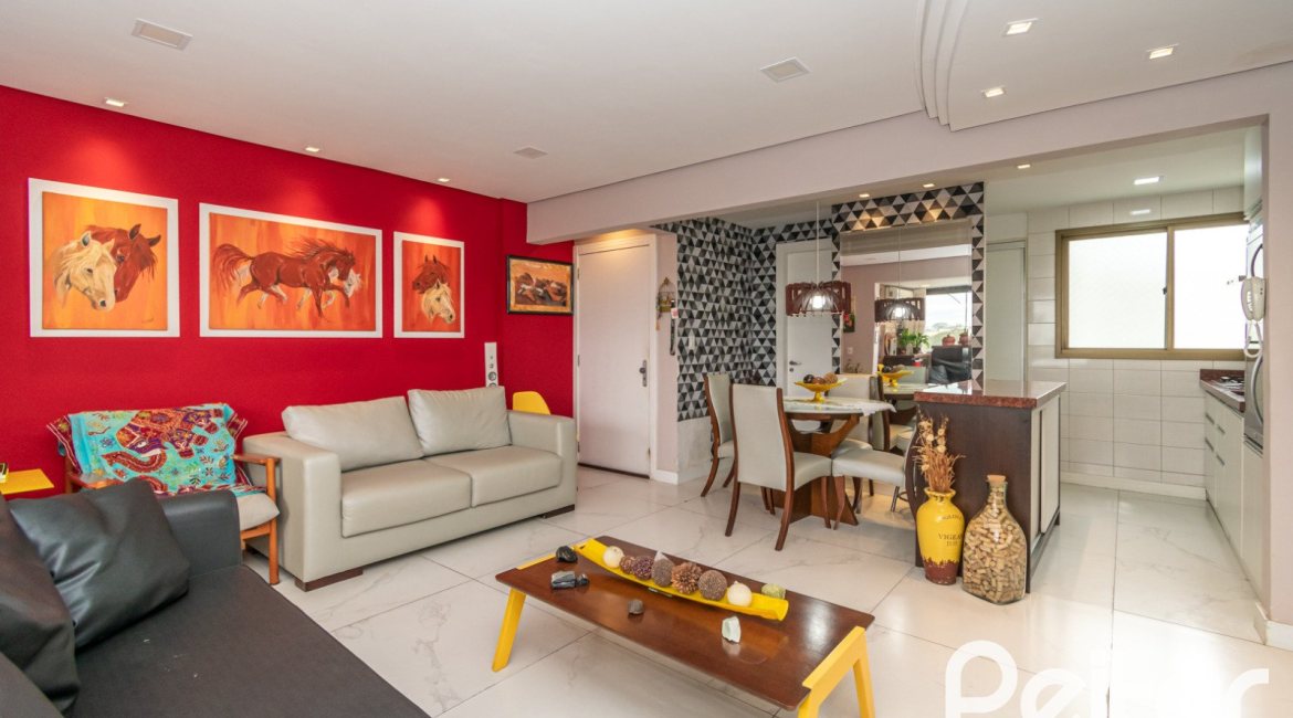 Apartamento à venda com 100m², 3 dormitórios, 1 suíte, 1 vaga, no bairro Cristal em PORTO ALEGRE