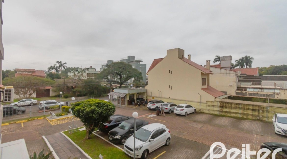 Apartamento à venda com 59m², 2 dormitórios, 1 suíte, 1 vaga, no bairro Cristal em Porto Alegre