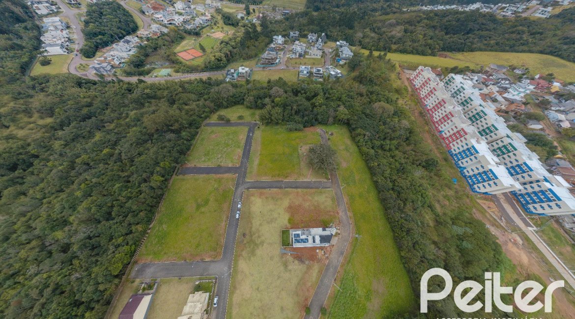 Terreno em condomínio à venda com 277m², no bairro Campo Novo em Porto Alegre