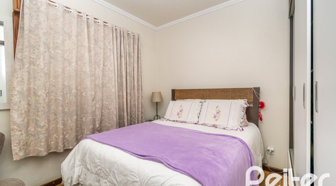 Apartamento à venda com 80m², 3 dormitórios, no bairro Nonoai em Porto Alegre