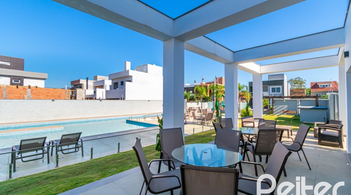 Casa em Condomínio à venda com 150m², 3 dormitórios, 3 suítes, 2 vagas, no bairro Ipanema em Porto Alegre