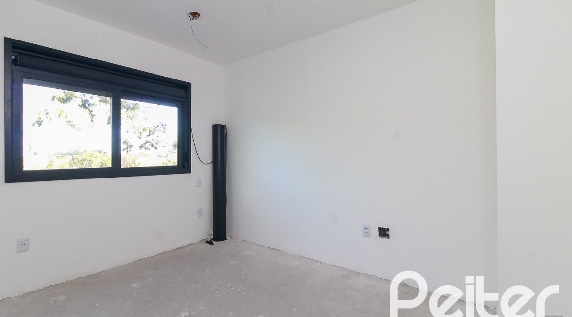 Casa em Condomínio à venda com 150m², 3 dormitórios, 3 suítes, 2 vagas, no bairro Ipanema em Porto Alegre