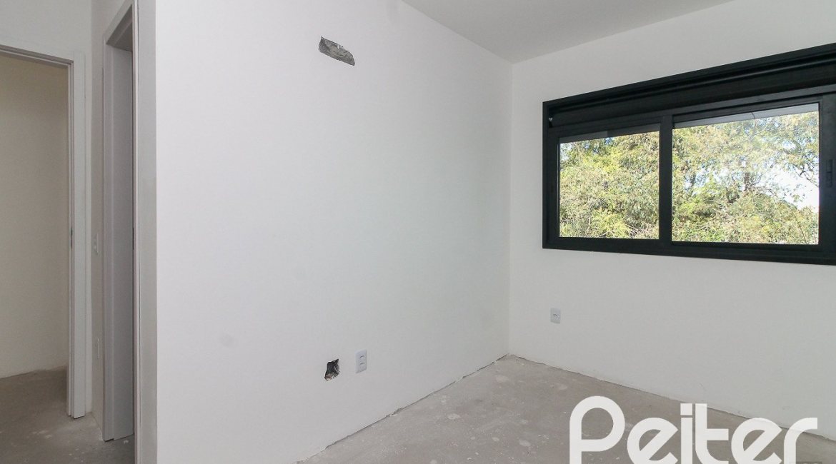 Casa em Condomínio à venda com 150m², 3 dormitórios, 3 suítes, 2 vagas, no bairro Ipanema em Porto Alegre