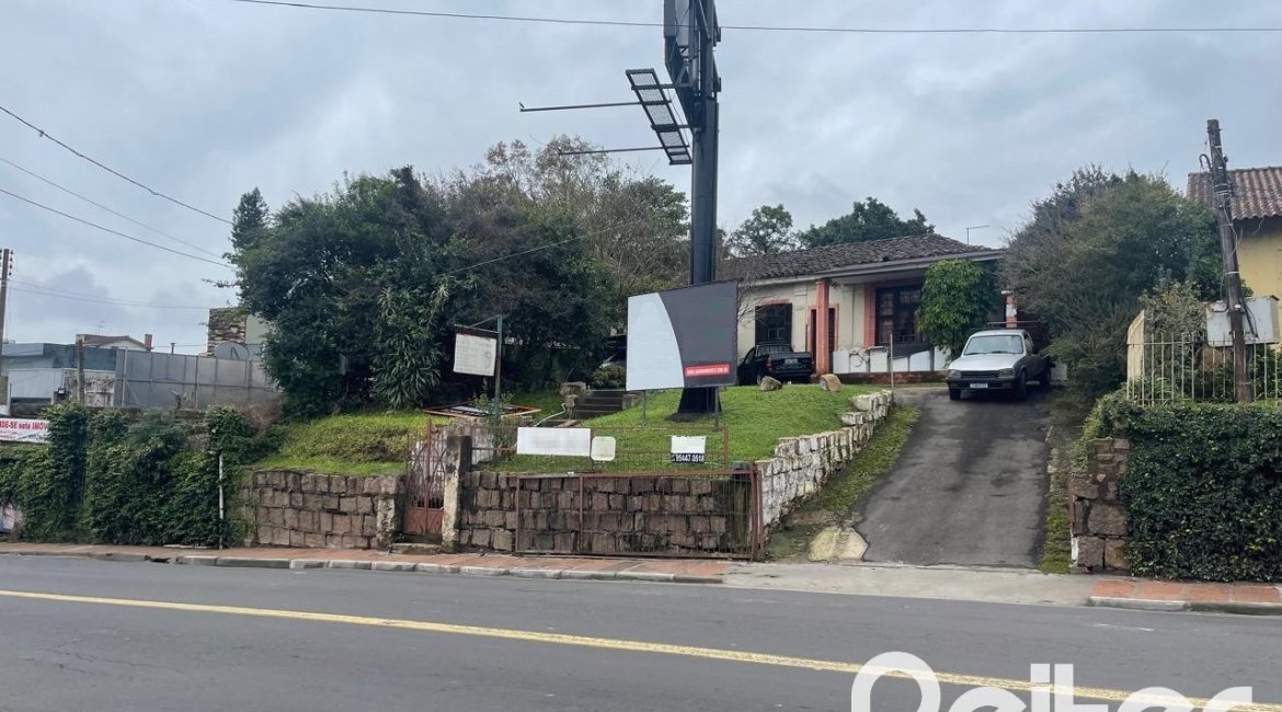 Terreno à venda com 1045m², no bairro Tristeza em Porto Alegre