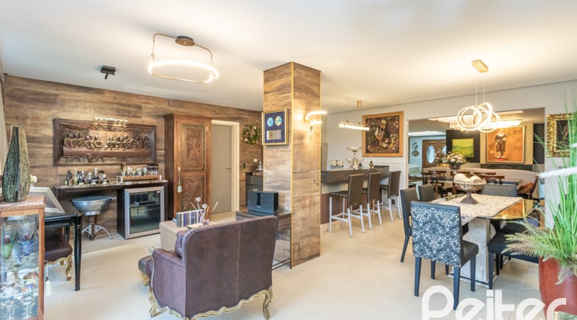 Casa em Condomínio à venda com 592m², 3 dormitórios, 3 suítes, 4 vagas, no bairro Terra Ville em PORTO ALEGRE