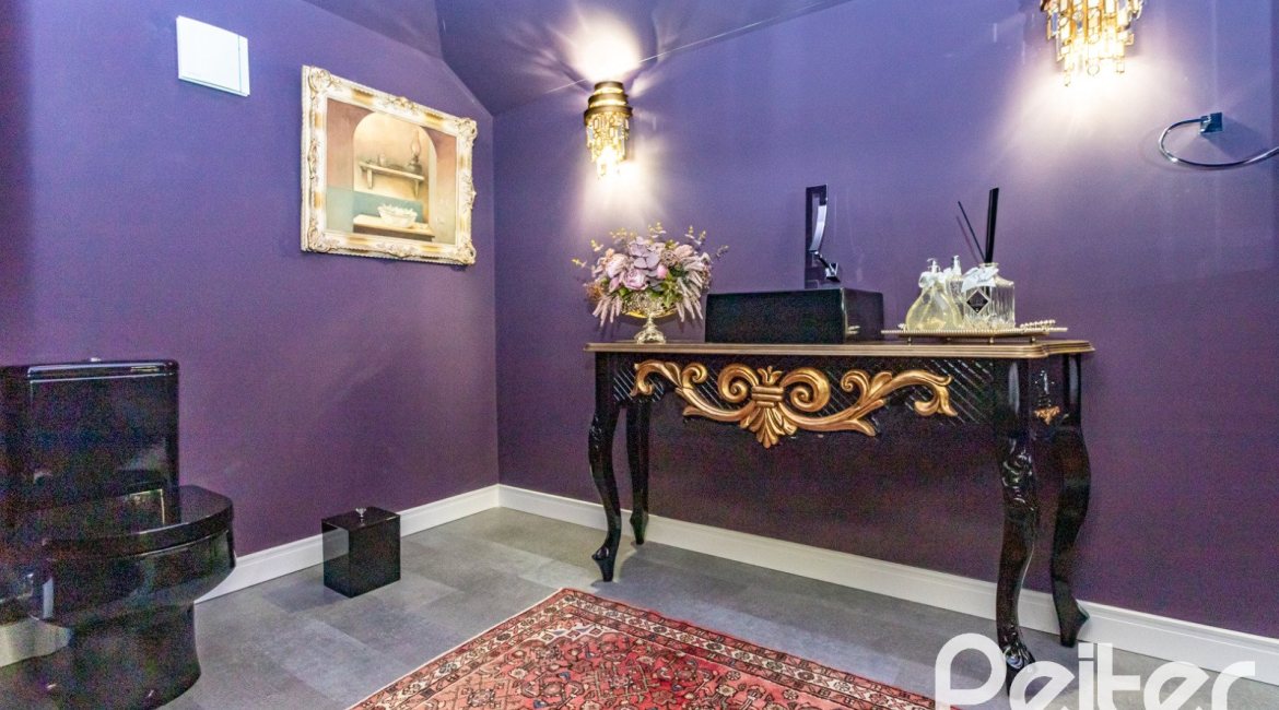 Casa em Condomínio à venda com 592m², 3 dormitórios, 3 suítes, 4 vagas, no bairro Terra Ville em PORTO ALEGRE