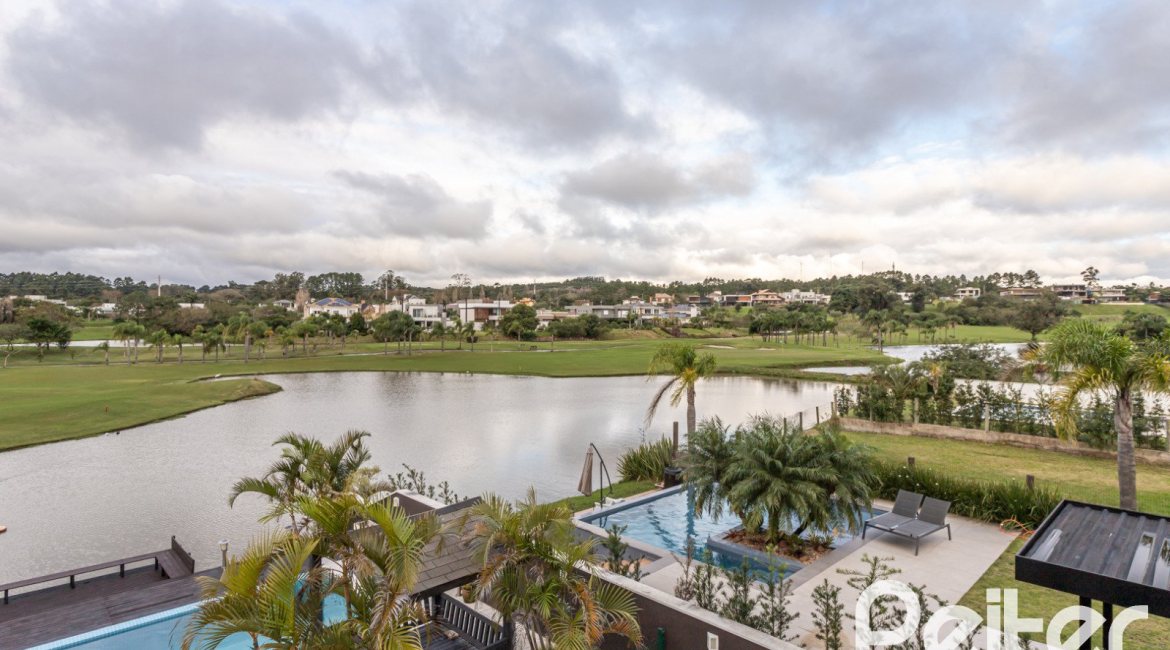 Casa em Condomínio à venda com 506m², 4 dormitórios, 4 suítes, 4 vagas, no bairro Terra Ville em Porto Alegre