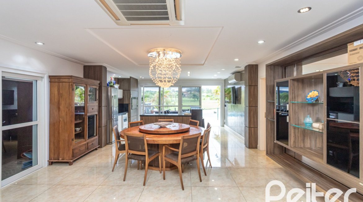 Casa em Condomínio à venda com 506m², 4 dormitórios, 4 suítes, 4 vagas, no bairro Terra Ville em Porto Alegre