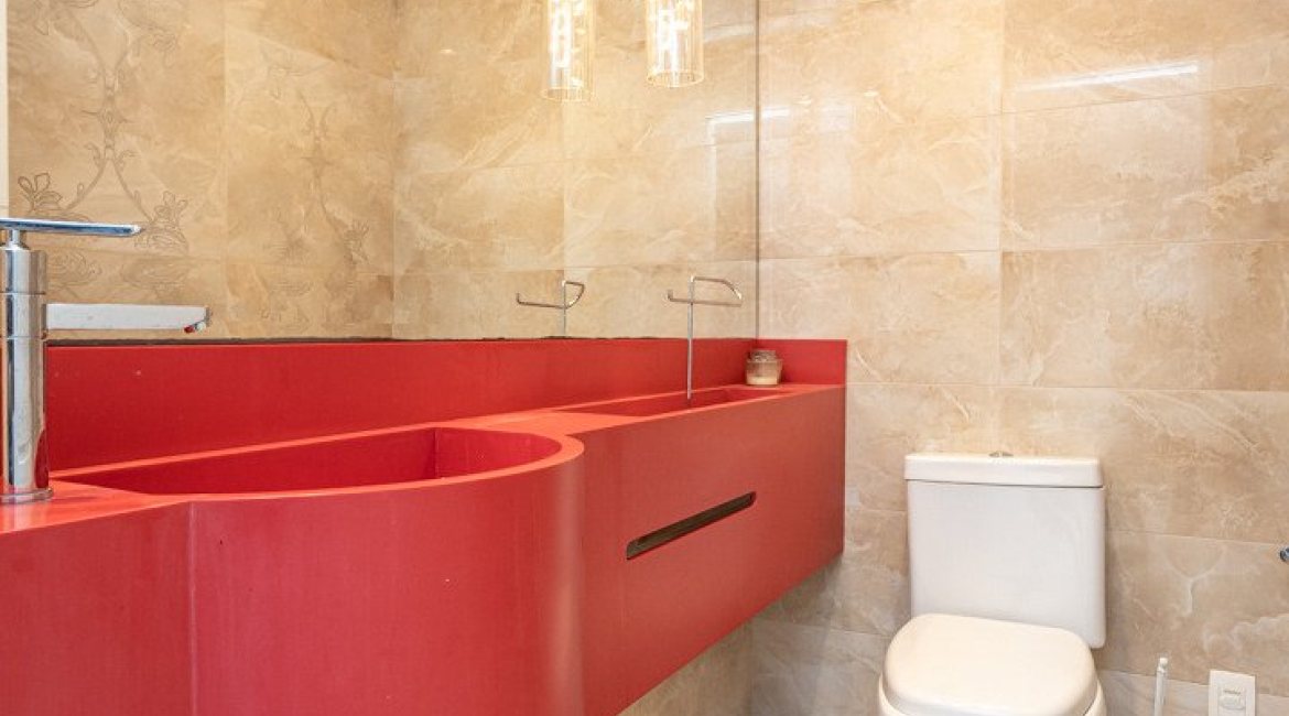 Casa em Condomínio à venda com 506m², 4 dormitórios, 4 suítes, 4 vagas, no bairro Terra Ville em Porto Alegre