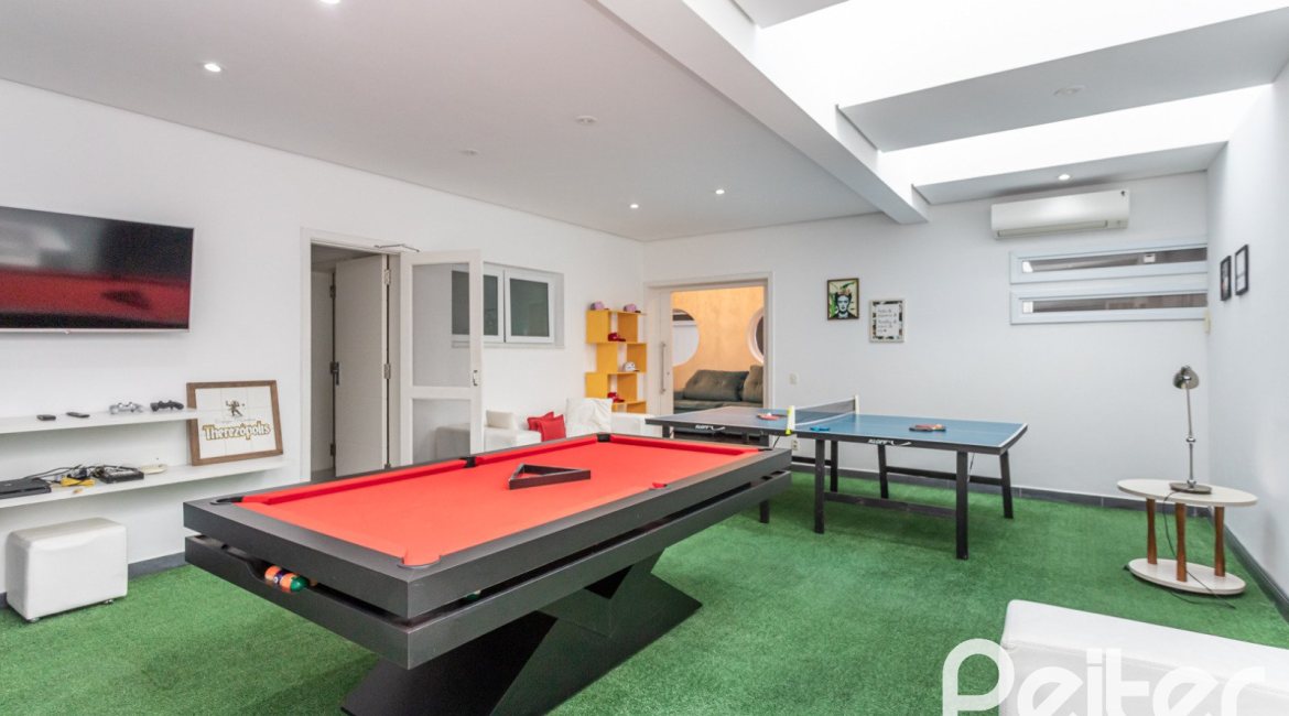 Casa em Condomínio à venda com 506m², 4 dormitórios, 4 suítes, 4 vagas, no bairro Terra Ville em Porto Alegre