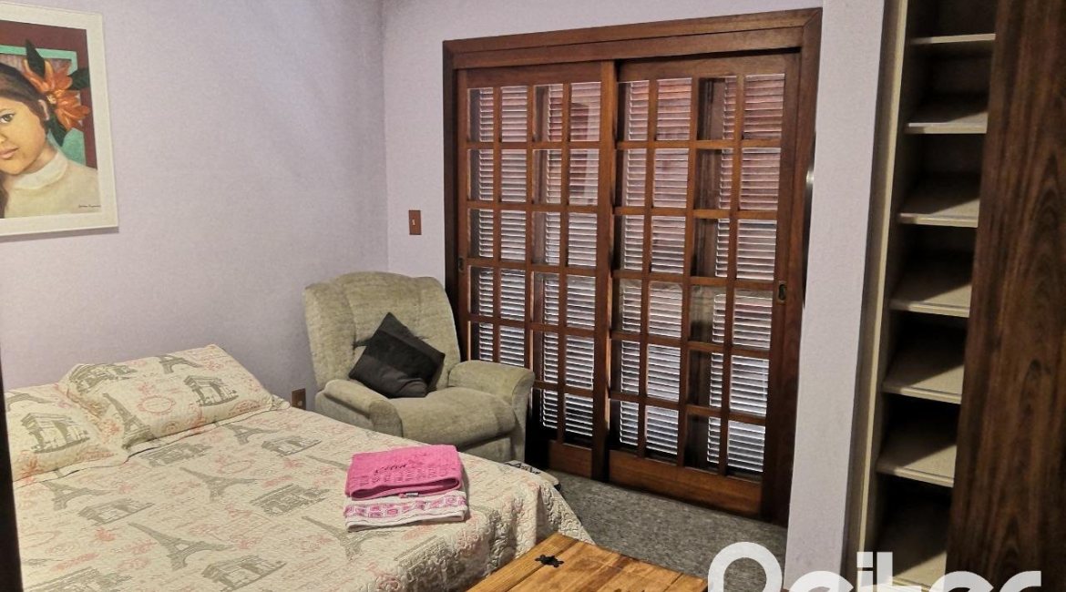 Casa em Condomínio à venda com 190m², 3 dormitórios, 1 suíte, 2 vagas, no bairro Ipanema em Porto Alegre