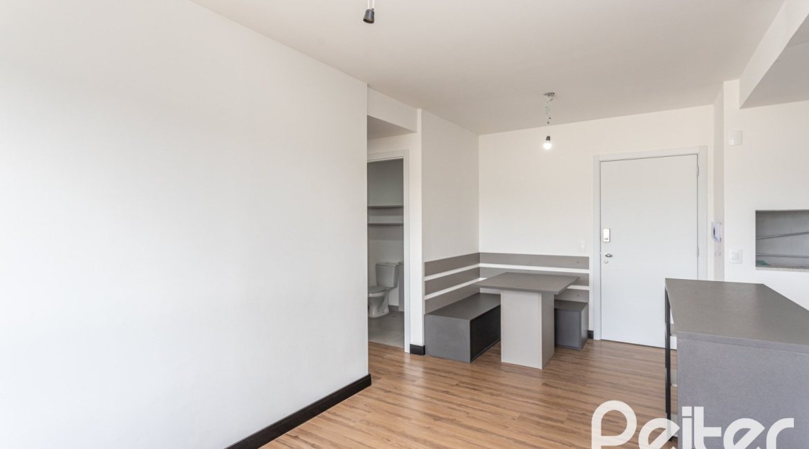 Apartamento à venda com 59m², 2 dormitórios, 1 suíte, 1 vaga, no bairro Jardim do Salso em Porto Alegre