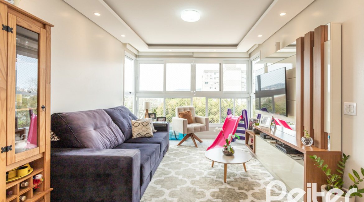 Apartamento à venda com 70m², 2 dormitórios, 1 suíte, 2 vagas, no bairro Cristal em Porto Alegre