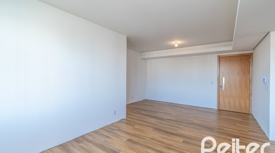 Apartamento à venda com 103m², 3 dormitórios, 1 suíte, 2 vagas, no bairro Tristeza em PORTO ALEGRE
