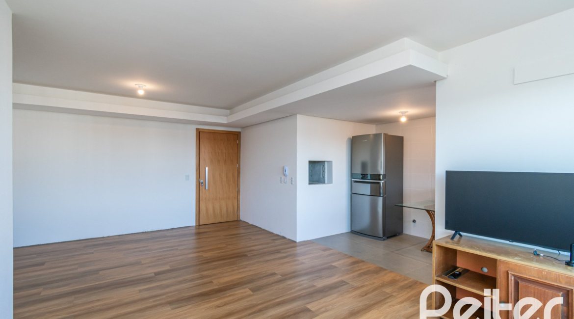 Apartamento à venda com 103m², 3 dormitórios, 1 suíte, 2 vagas, no bairro Tristeza em PORTO ALEGRE