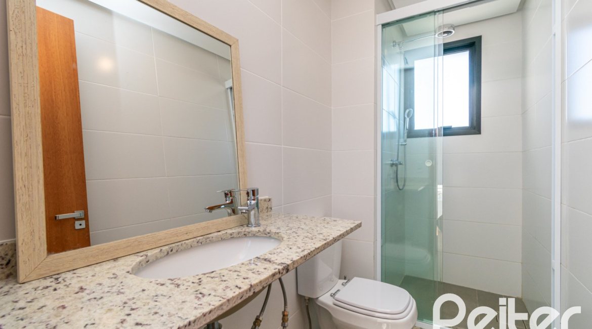 Apartamento à venda com 103m², 3 dormitórios, 1 suíte, 2 vagas, no bairro Tristeza em PORTO ALEGRE