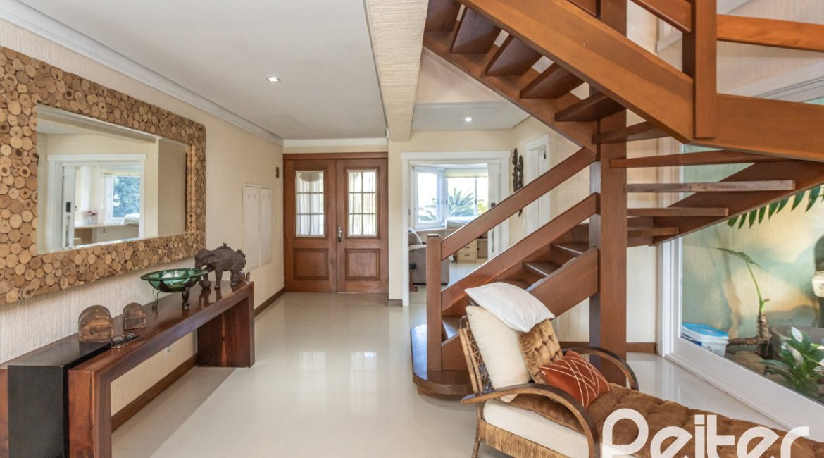 Casa em Condomínio à venda com 386m², 4 dormitórios, 4 suítes, 4 vagas, no bairro Terra Ville em PORTO ALEGRE