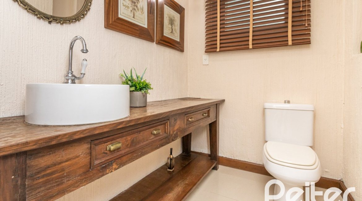 Casa em Condomínio à venda com 386m², 4 dormitórios, 4 suítes, 4 vagas, no bairro Terra Ville em PORTO ALEGRE