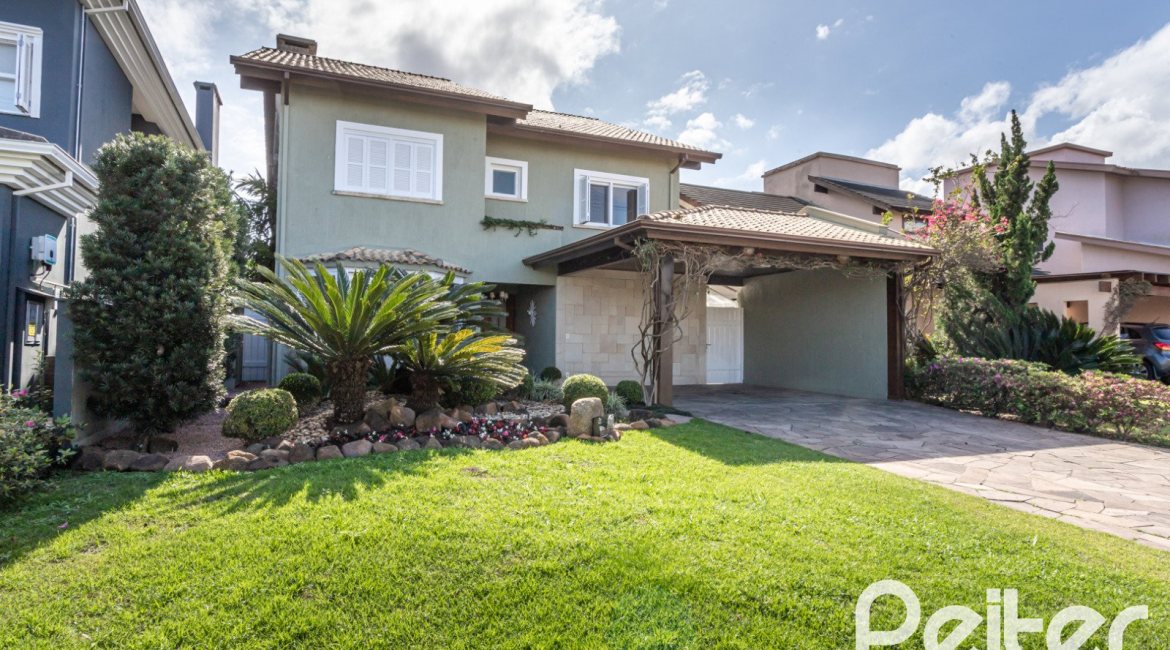 Casa em Condomínio à venda com 386m², 4 dormitórios, 4 suítes, 4 vagas, no bairro Terra Ville em PORTO ALEGRE