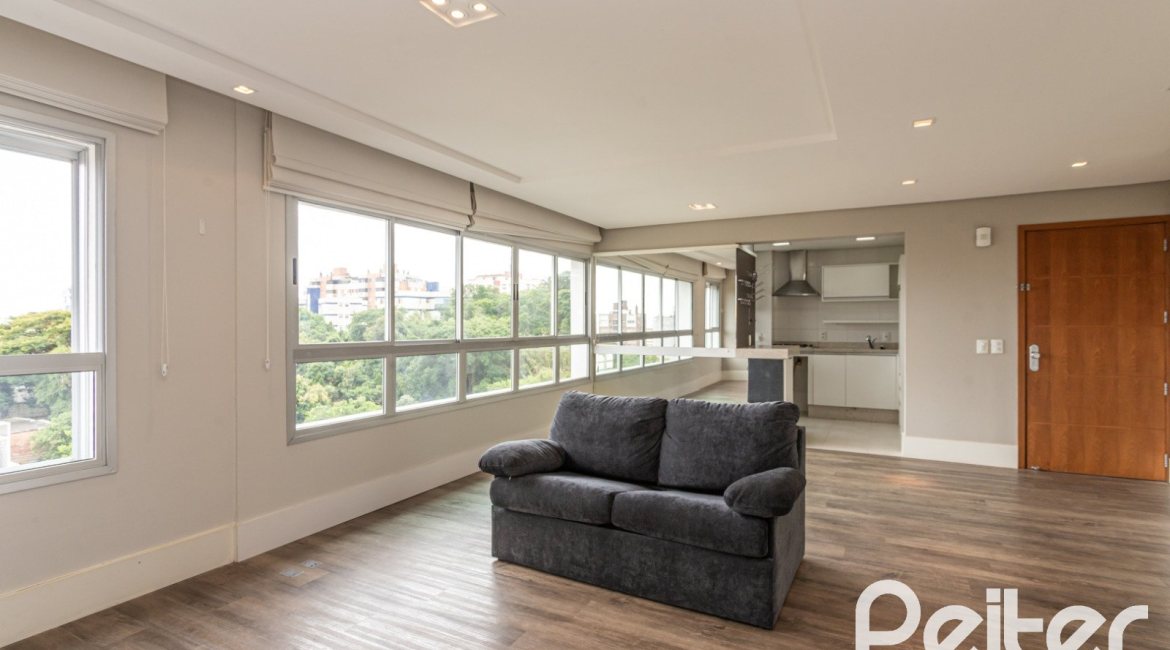 Apartamento à venda com 91m², 3 dormitórios, 1 suíte, 2 vagas, no bairro Tristeza em PORTO ALEGRE