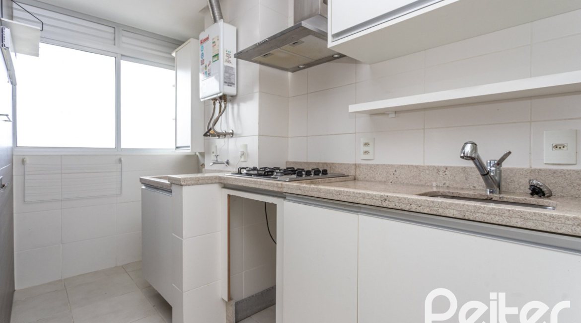Apartamento à venda com 91m², 3 dormitórios, 1 suíte, 2 vagas, no bairro Tristeza em PORTO ALEGRE