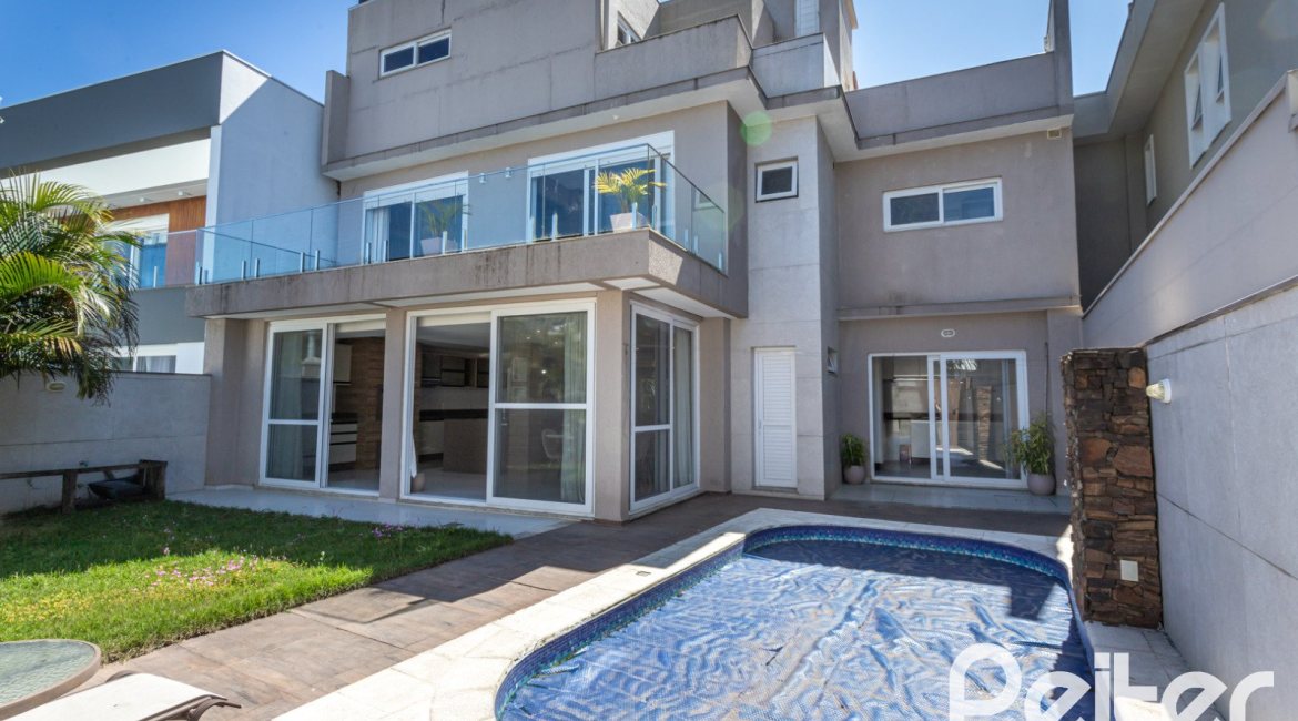 Casa em Condomínio à venda com 312m², 4 dormitórios, 4 suítes, 4 vagas, no bairro Hipica em PORTO ALEGRE