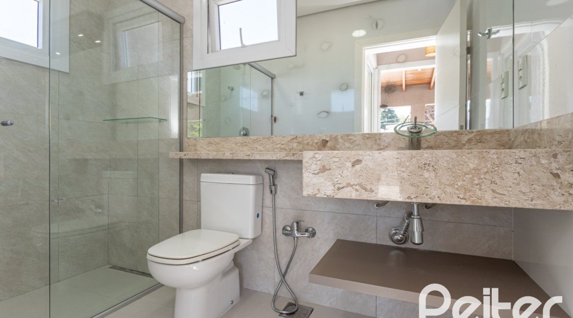 Casa em Condomínio à venda com 312m², 4 dormitórios, 4 suítes, 4 vagas, no bairro Hipica em PORTO ALEGRE