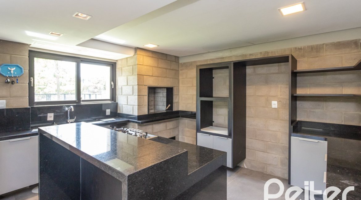  à venda, no bairro  em 