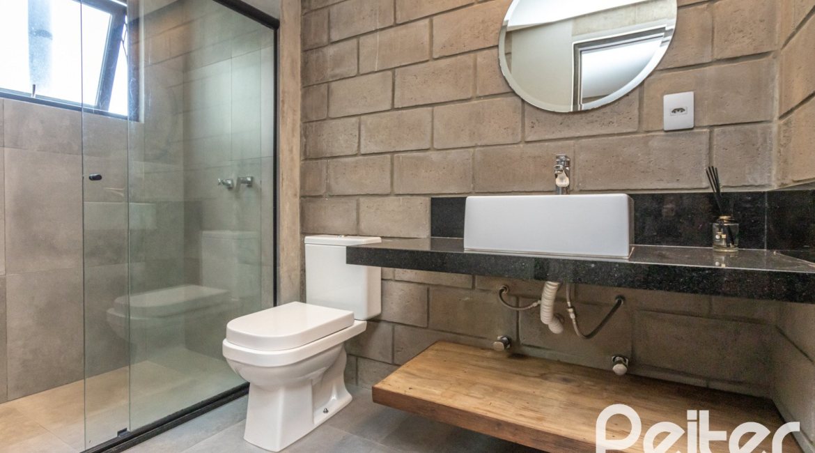  à venda, no bairro  em 