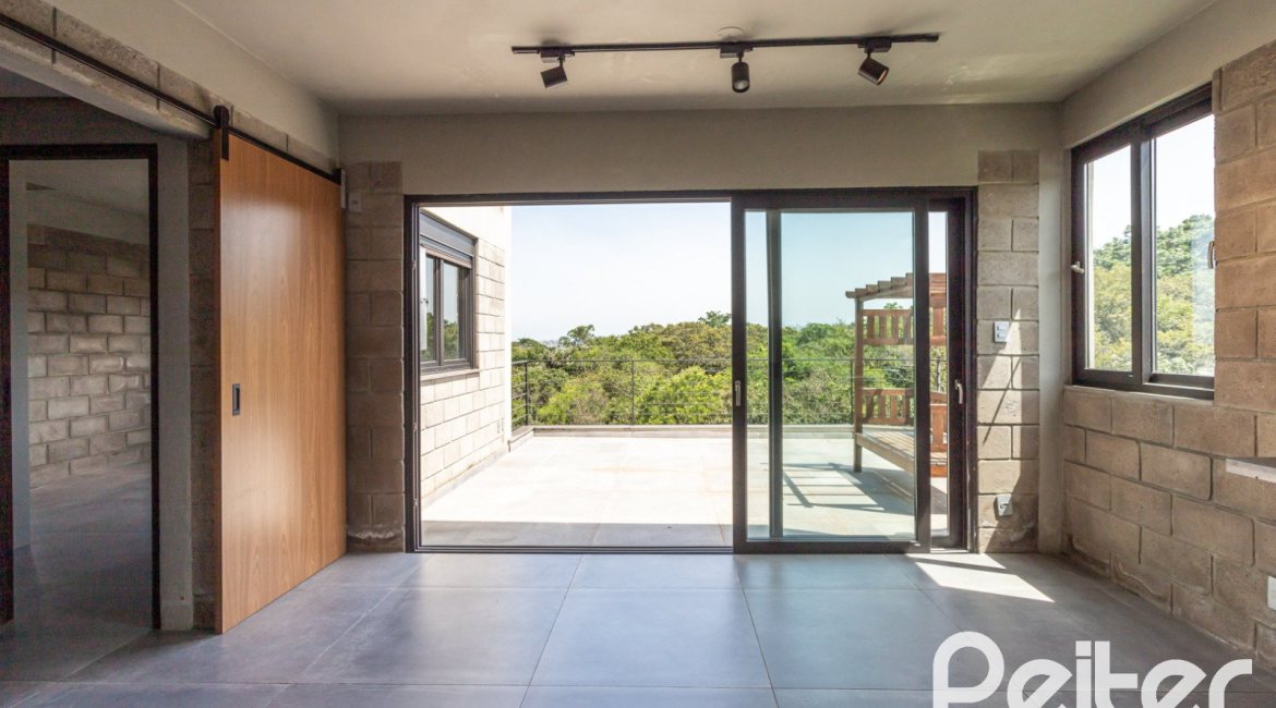  à venda, no bairro  em 